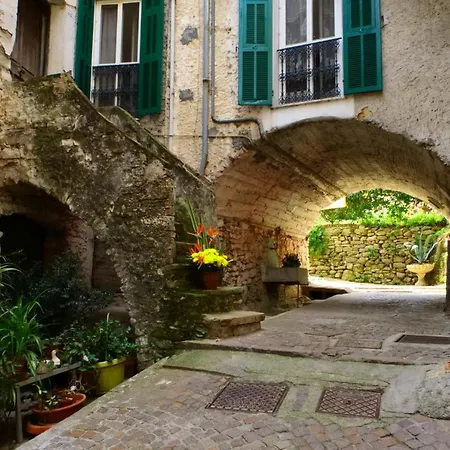 La Casa Degli Alberi Dolceacqua