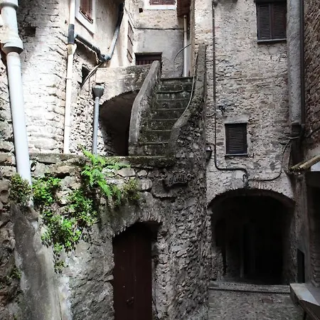 La Casa Degli Alberi Feriehus