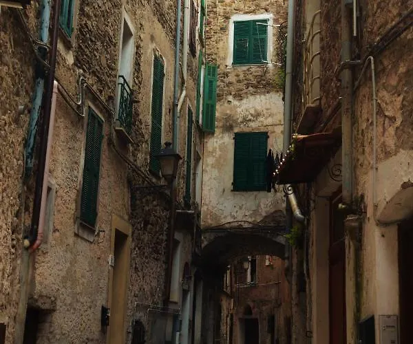 度假居 La Casa Degli Alberi 多尔切阿夸